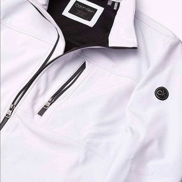 Calvin Klein Other - Calvin Klein mens water resistant 4 way stretch softshell jacket